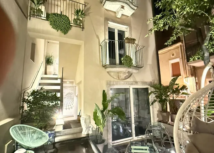 D'orville Luxury לינה וארוחת בוקר טאורמינה